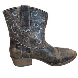 Silver River Western Ankle Boots Women Brown Distressed Scroll Embroidered Block